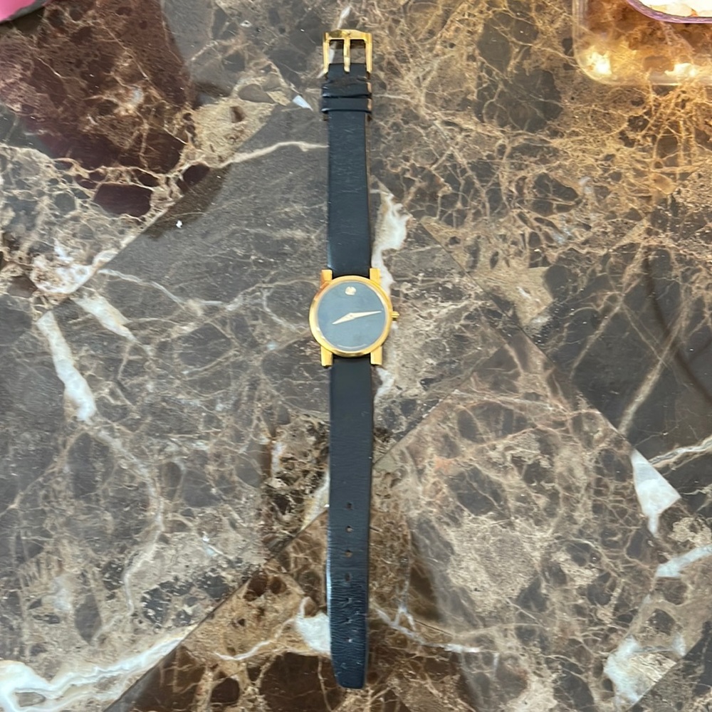 MAVADO Ladies Museum Classic watch, Black leather band, brand new battery 28mm